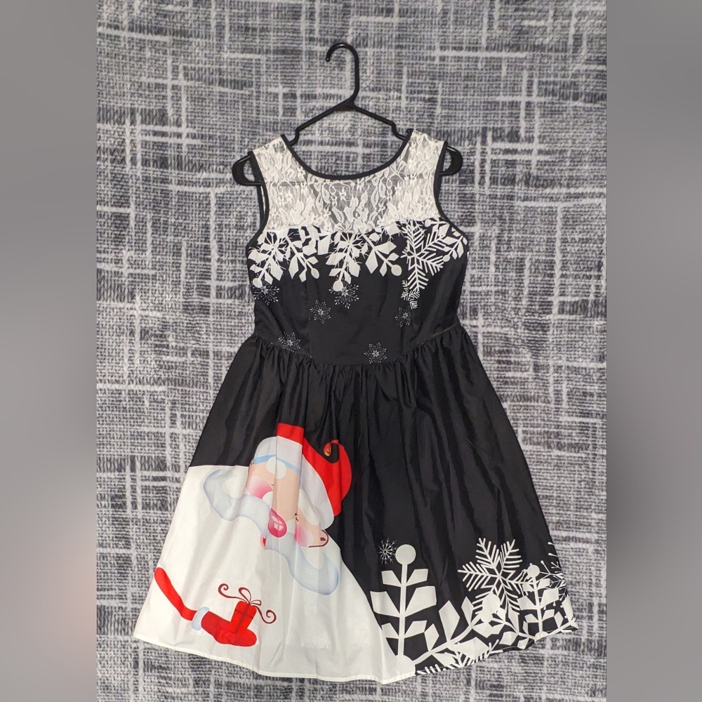 Santa Claus And Snowflakes Christmas Dress